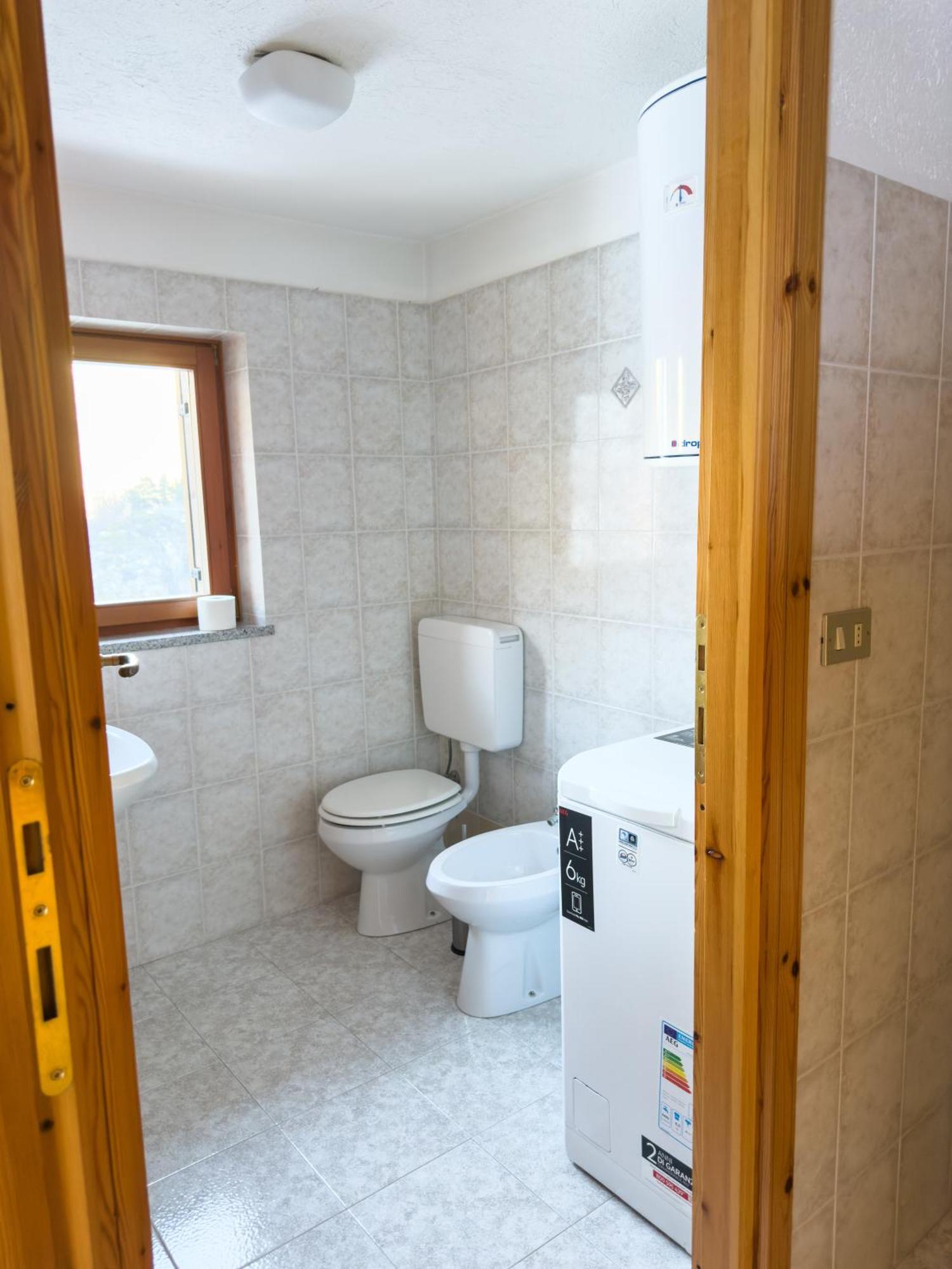 Casa Vacanze Grand-Haury Da Andrea 奥维 外观 照片